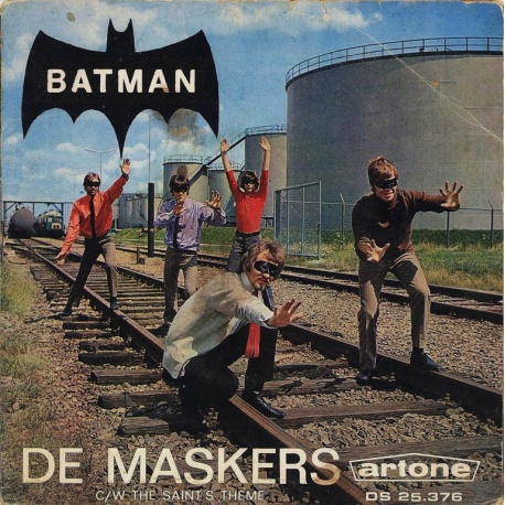 Maskers, De -  Batman /  The Saints Theme